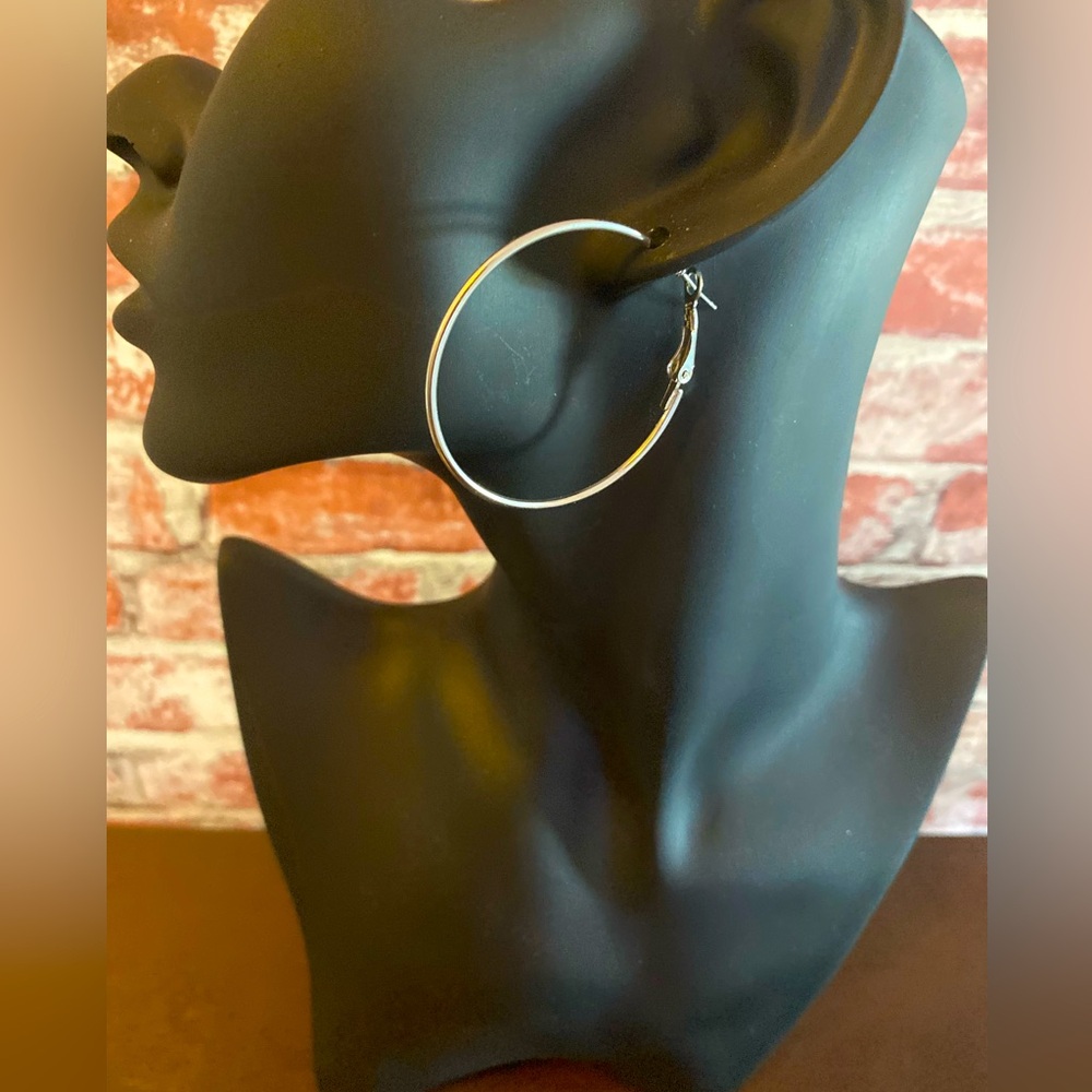 Classic Silver Thin Hoop Earrings - NEW